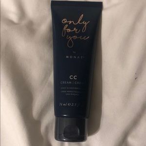 Monat CC Cream